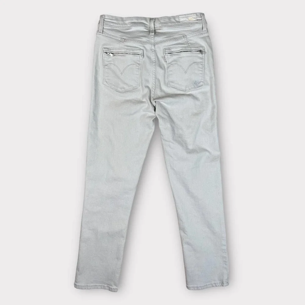 Levis (27) Demi Curve Jean Ecru Classic Rise Slim Leg - Picture 2 of 6